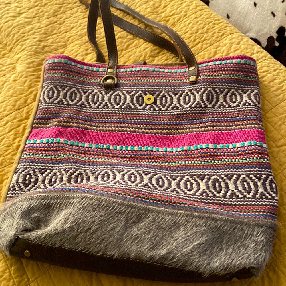 Myra Bag